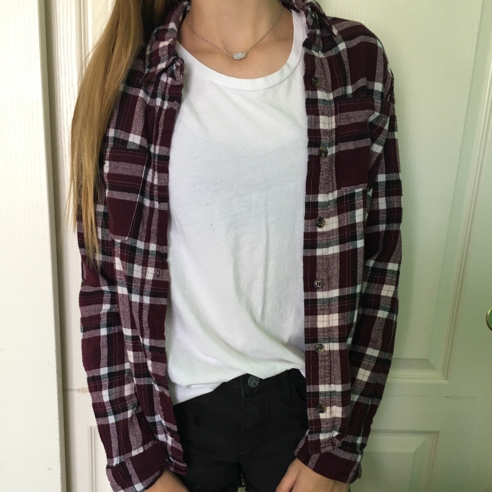Tilly’s women’s flannel